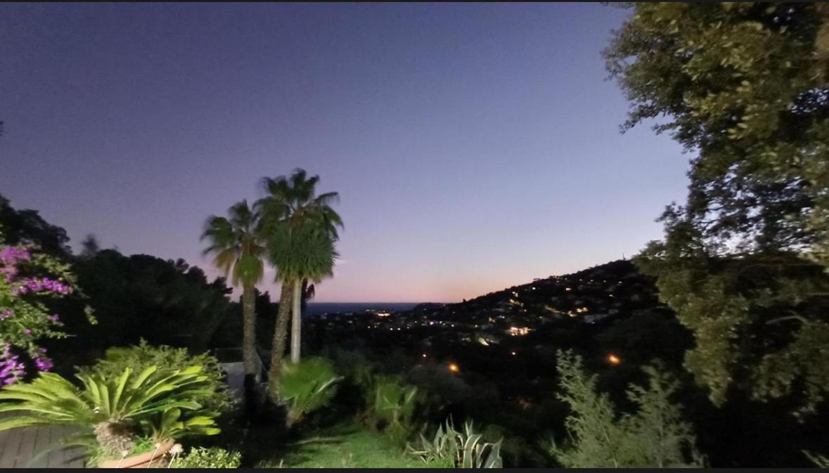 Villa Hirondelles 35 Cavalaire-sur-Mer Luaran gambar